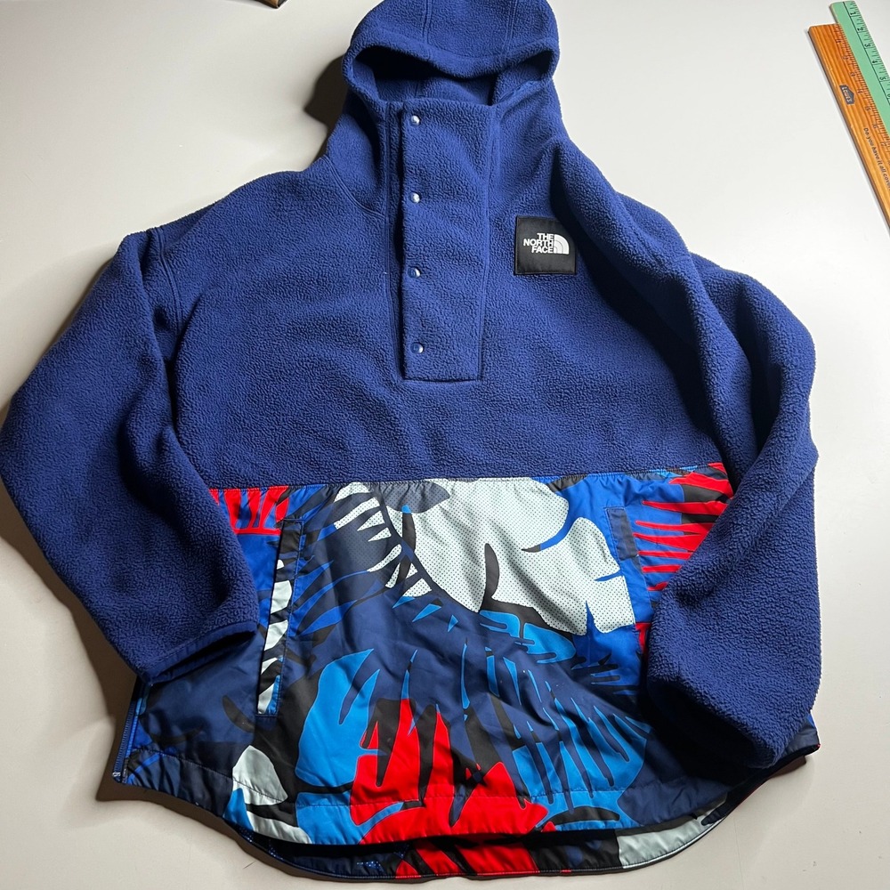 The North Face Womens TKA Kataka Fleece Hoodie Blue Tropical Print Snap Pullover